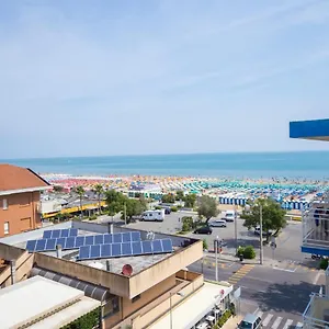 Alexander Riccione