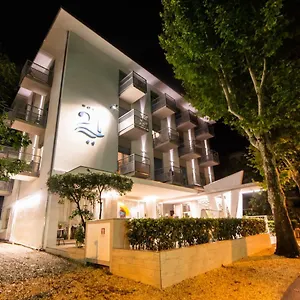 21 Hotel